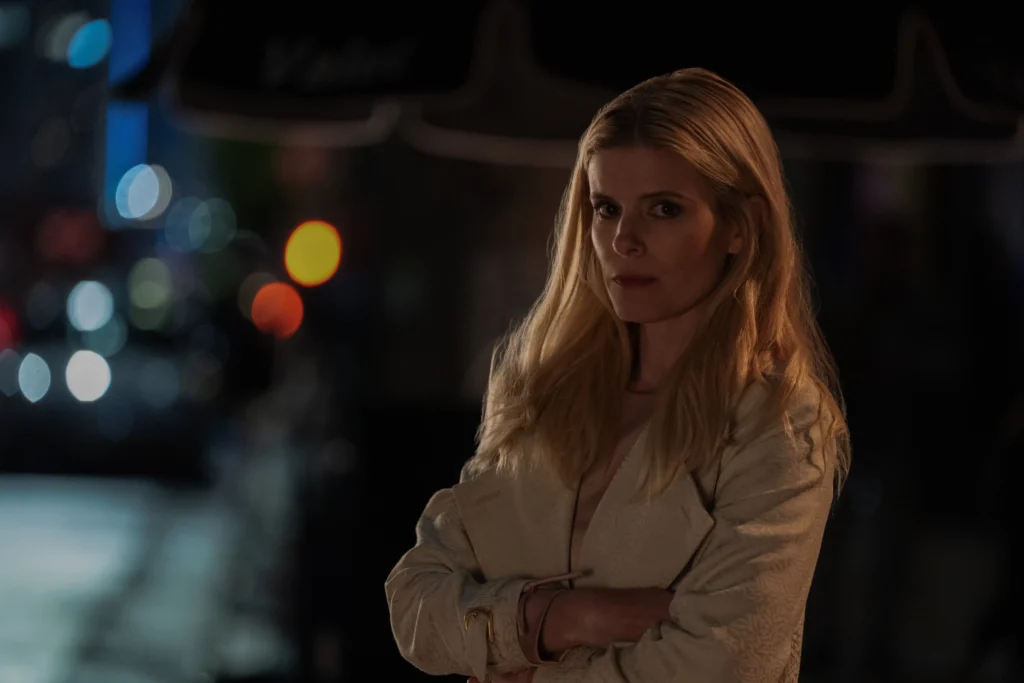 Kate Mara in Imperfect Women