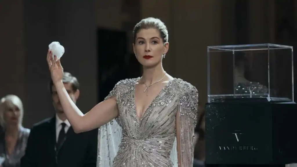 Rosamund Pike in Now You See Me: Now You Don't