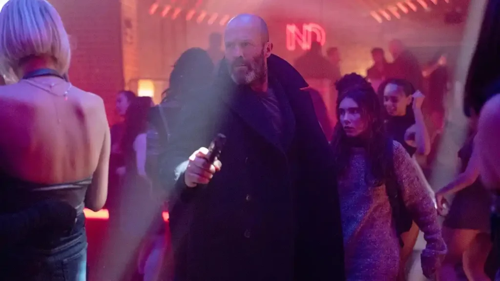 Jason Statham and Bodhi Rae Breathnach in Shelter (2026)